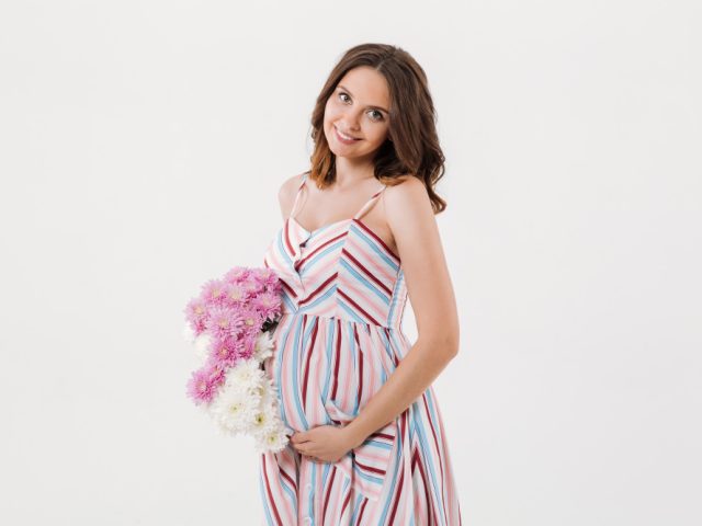 Pregnancy Outfits For Baby Shower Style