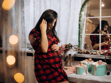 10 Effortlessly Chic Pregnancy Outfits Perfect for Brunch Dates
