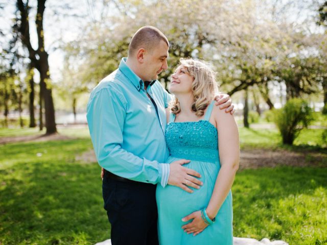 Pregnancy Outfits For Couples