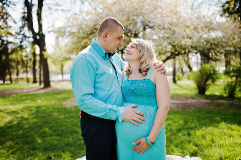 Pregnancy Outfits For Couples