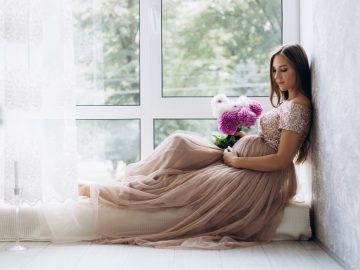 10 Stunning Pregnancy Outfits for Every Special Event