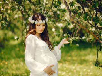 Pregnancy Outfits For Festival