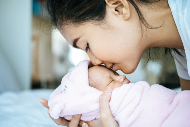 10 Essential Baby Care Tips After Birth Every New Parent Should Know