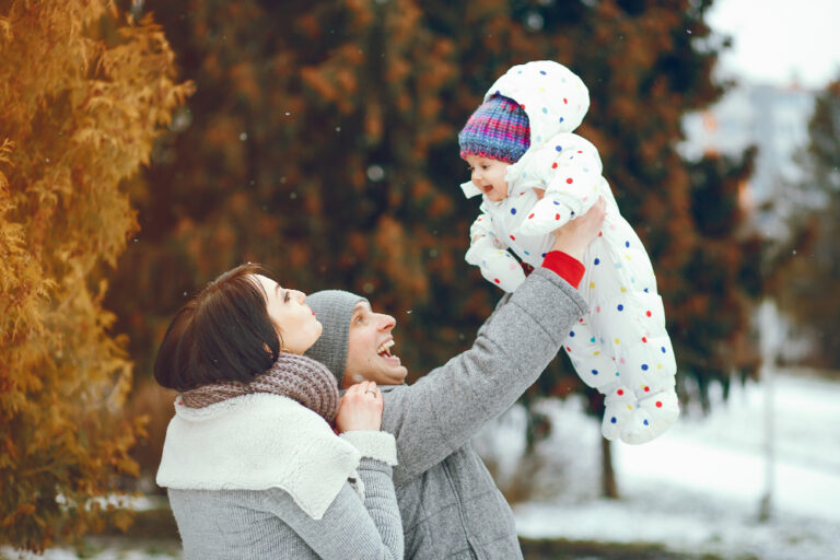 10 Smart Baby Care Tips to Keep Your Little One Cozy This Winter