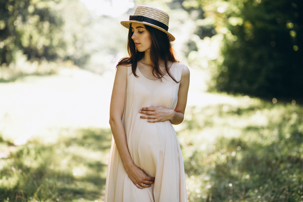 Pregnancy Outfits For Hot Weather