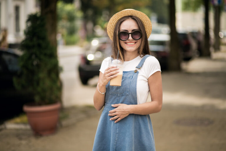 10 Effortlessly Chic Pregnancy Outfits to Rock in New York