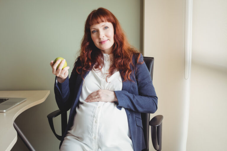 Pregnancy Outfits for Interview