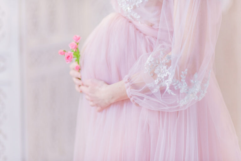 Pregnancy Outfits for Muslim