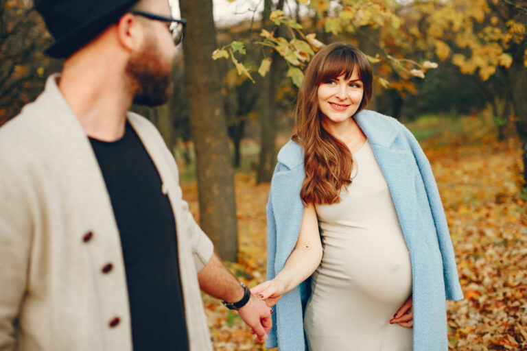 Pregnancy Outfits for October