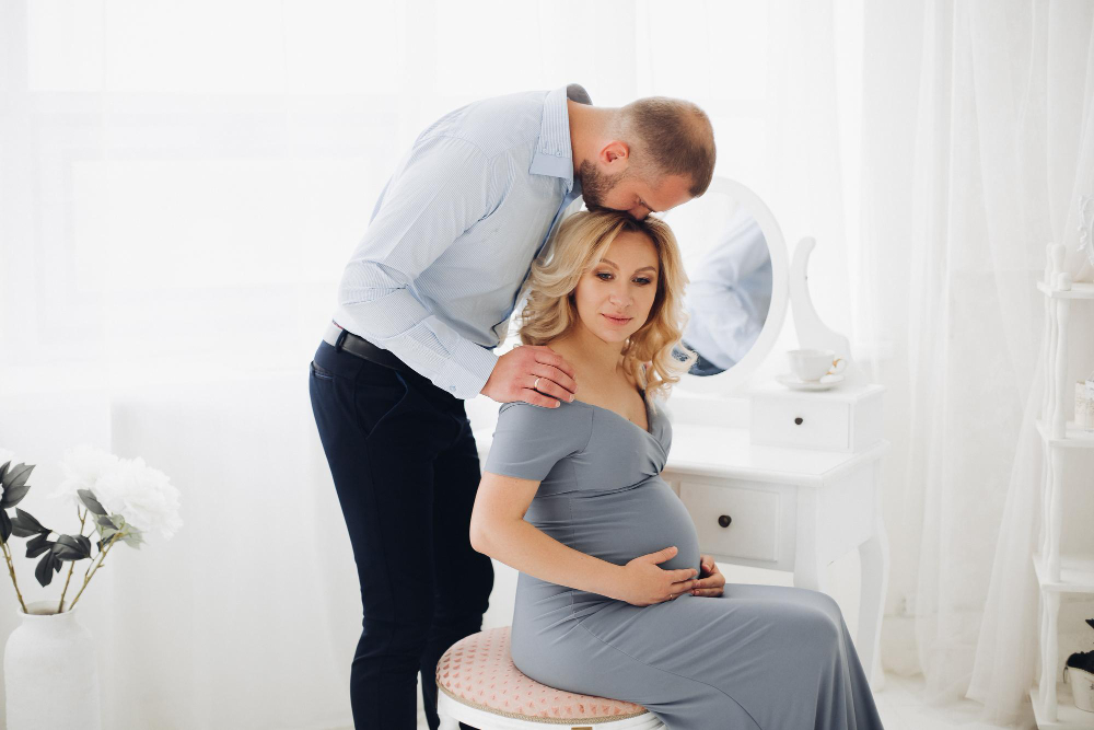 Pregnancy Outfits for Reception