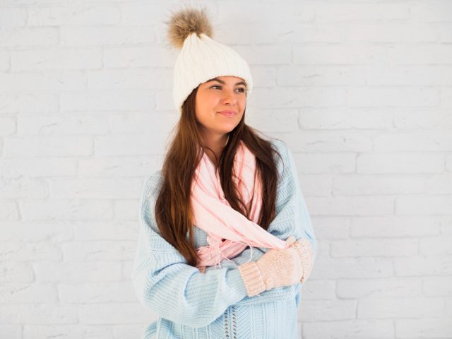 Pregnancy Outfits for Snow