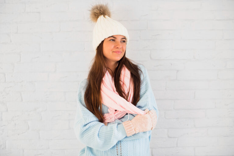 Pregnancy Outfits for Snow