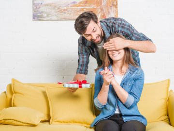 10 Best Early Pregnancy Gifts Every Mom-to-Be Will Love