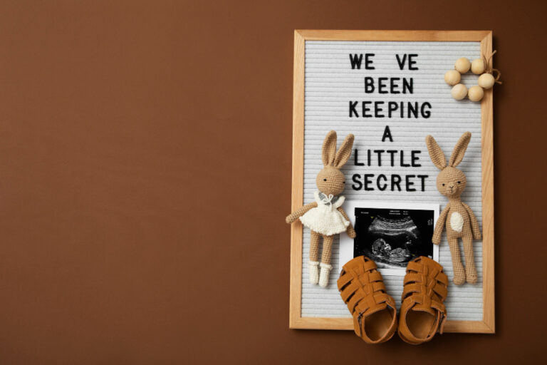 10 Creative Baby Announcement Ideas That Will Melt Hearts