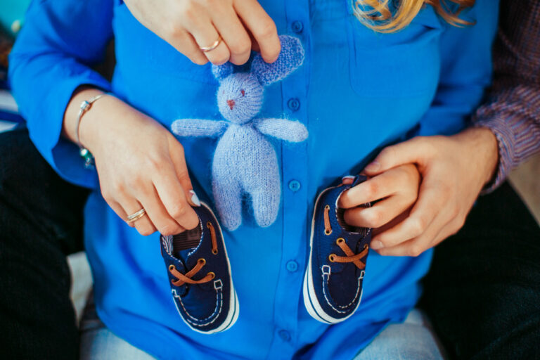 10 Awesome Little Pregnancy Gifts That Bring Big Smiles