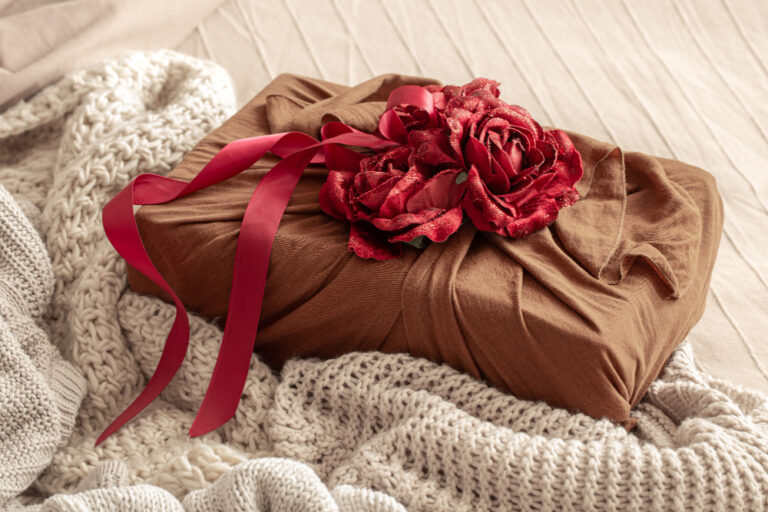 10 Luxury Pregnancy Gifts Every Mom-to-Be Will Adore