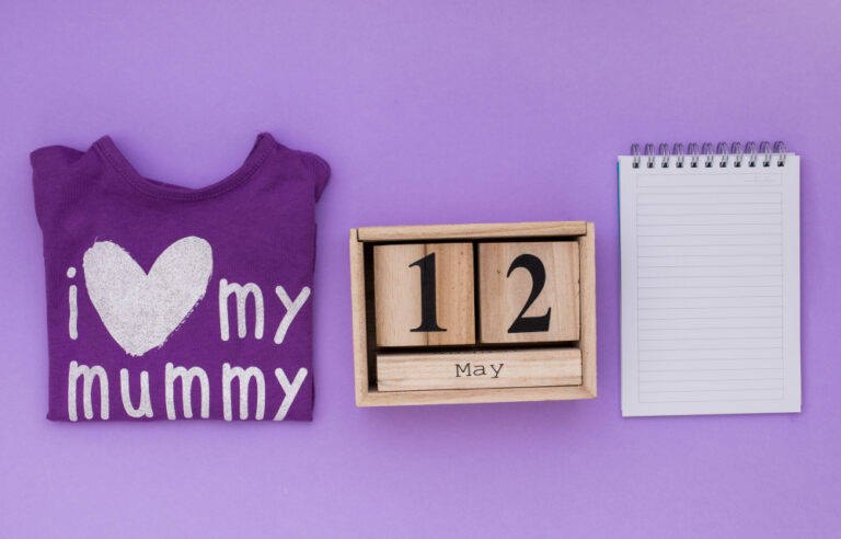 Monthly Pregnancy Gifts